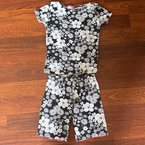 3/$12 Carter's Black and White Floral Pajama Set (6)